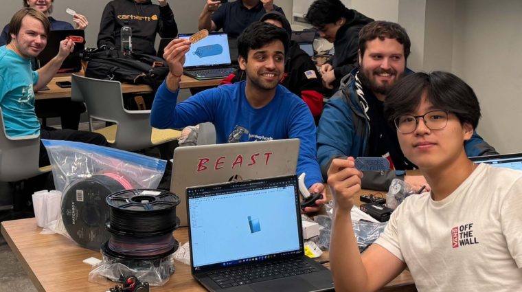 PNW Grant Photos Group Students at Purdue University Northwest attended the IEEE-HKN Nu Theta 3-D Printing Fundamentals Workshop